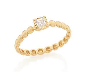 GOLD RING WITH ZIRCONIA