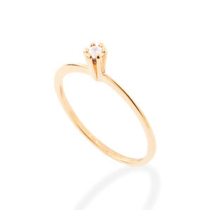 GOLD RING WITH ZIRCONIA