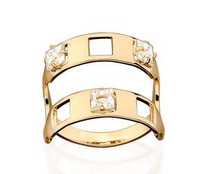 GOLD RING WITH CRYSTAL