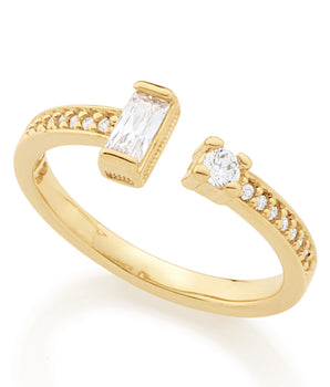 GOLD RING WITH ZIRCONIA