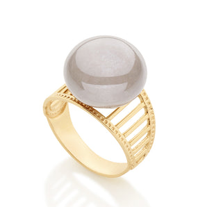 GOLD RING WITH PEARL