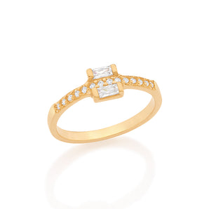 GOLD RING WITH ZIRCONIA