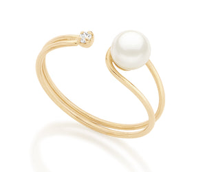 GOLD RING WITH PEARL AND ZIRCONIA