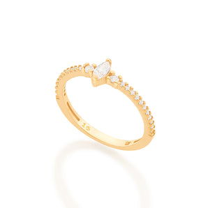 GOLD RING WITH ZIRCONIA