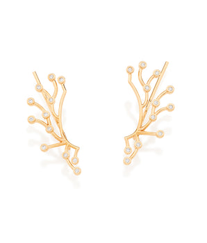 GOLD POINT OF LIGHT EAR CUFF