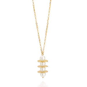 GOLD CHAIN WITH PEARL