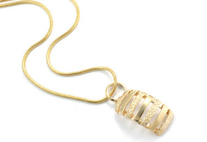 GOLD PLATED PENDANT