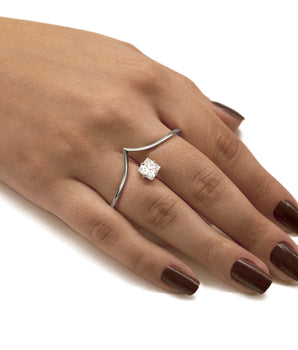 RHODIUM PLATED RING WITH ZIRCONIA