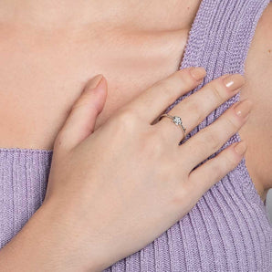 RHODIUM SINGLE STAR SKINNY RING