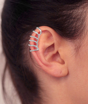 RHODIUM PLATED EARRING