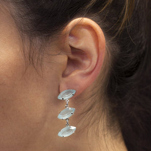 RHODIUM PLATED EARRING WITH CRYSTAL
