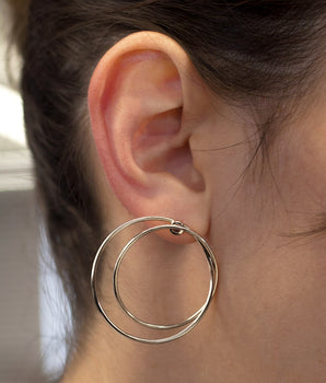 RHODIUM PLATED EARRING