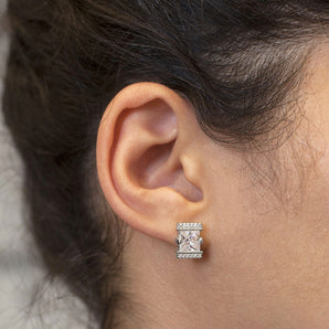 RHODIUM PLATED EARRING WITH ZIRCONIA