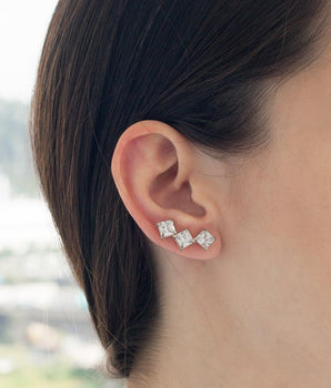 RHODIUM PLATED EARRING WITH ZIRCONIA
