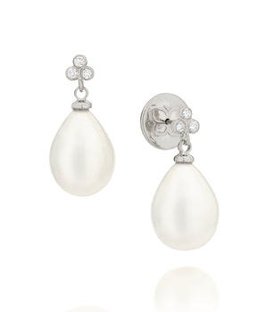 RHODIUM PLATED EARRING WITH PEARL AND ZIRCONIA