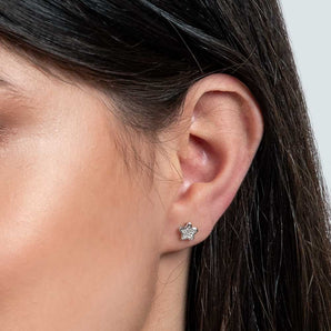 RHODIUM TINY STAR STUD EARRINGS