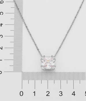 RHODIUM PLATED CHAIN WITH ZIRCONIA