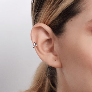 PLATINUM DEW DROPS EAR CUFF