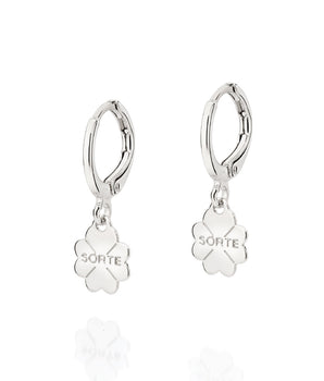 PLATINUM FOUR LEAF CLOVER “SORTE” (LUCK) HUGGIE EARRINGS