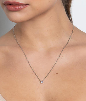 PLATINUM SQUARE LIGHT NECKLACE