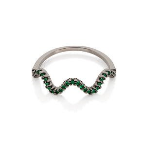 BLACK RHODIUM WAVE SKINNY RING IN GREEN