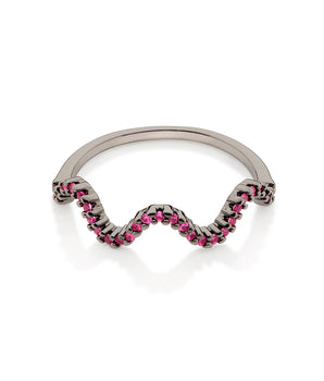 BLACK RHODIUM WAVE SKINNY RING IN FUSCHIA