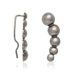 BLACK RHODIUM EARRING