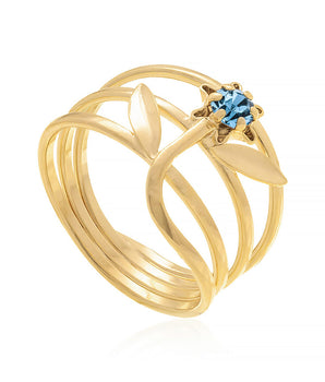 GOLD RING WITH CRYSTALS