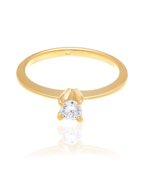 GOLD SOLITARY RING WITH ZIRCONIA