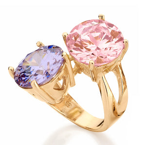 GOLD RING WITH ZIRCONIA
