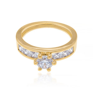 GOLD RING WITH ZIRCONIA