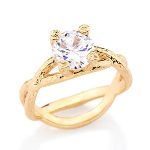GOLD RING WITH ZIRCONIA