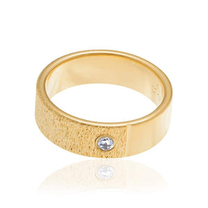 GOLD RING WITH ZIRCONIA