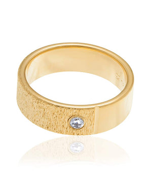 GOLD RING WITH ZIRCONIA