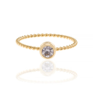 GOLD RING WITH CRYSTAL