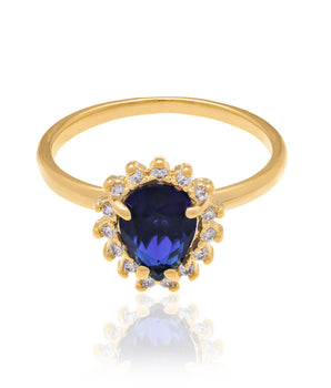 GOLD RING WITH CRYSTAL AND ZIRCONIA