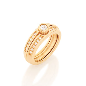 GOLD RING WITH ZIRCONIA