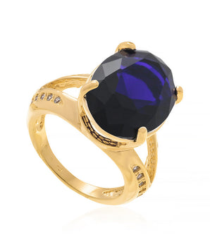 GOLD RING WITH CRYSTAL AND ZIRCONIA