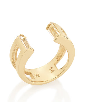 GOLD RING WITH CRYSTAL