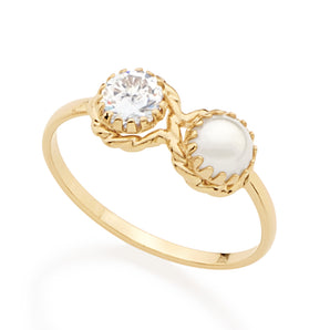 GOLD RING WITH PEARL AND ZIRCONIA