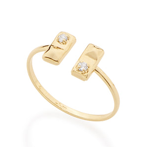 GOLD RING WITH ZIRCONIA