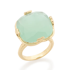 GOLD RING WITH CRYSTAL