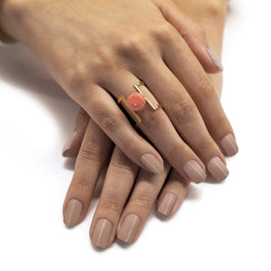 GOLD RING WITH PEARL