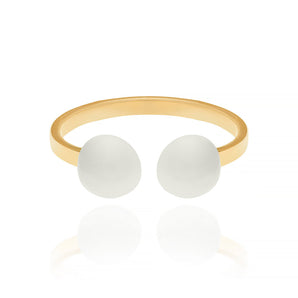 GOLD RING WITH PEARL
