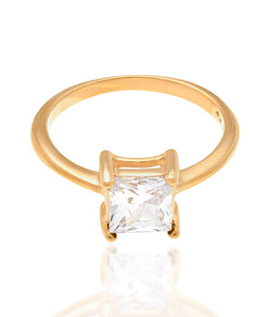 GOLD RING WITH ZIRCONIA
