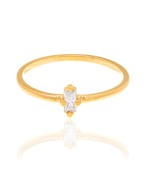 GOLD RING WITH ZIRCONIA