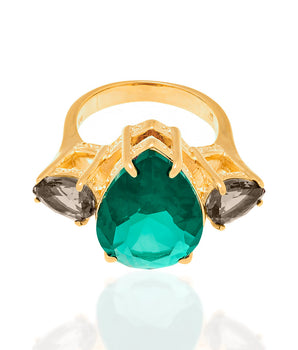 GOLD RING WITH CRYSTAL
