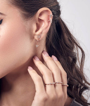 GOLD FIVE TINY FLOWERS SKINNY RING