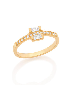GOLD RING WITH ZIRCONIA