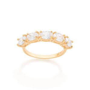 GOLD RING WITH ZIRCONIA
